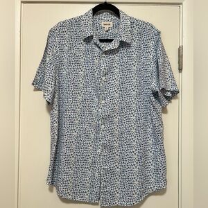 Stylish Blue and White Men's Button Down Shirt